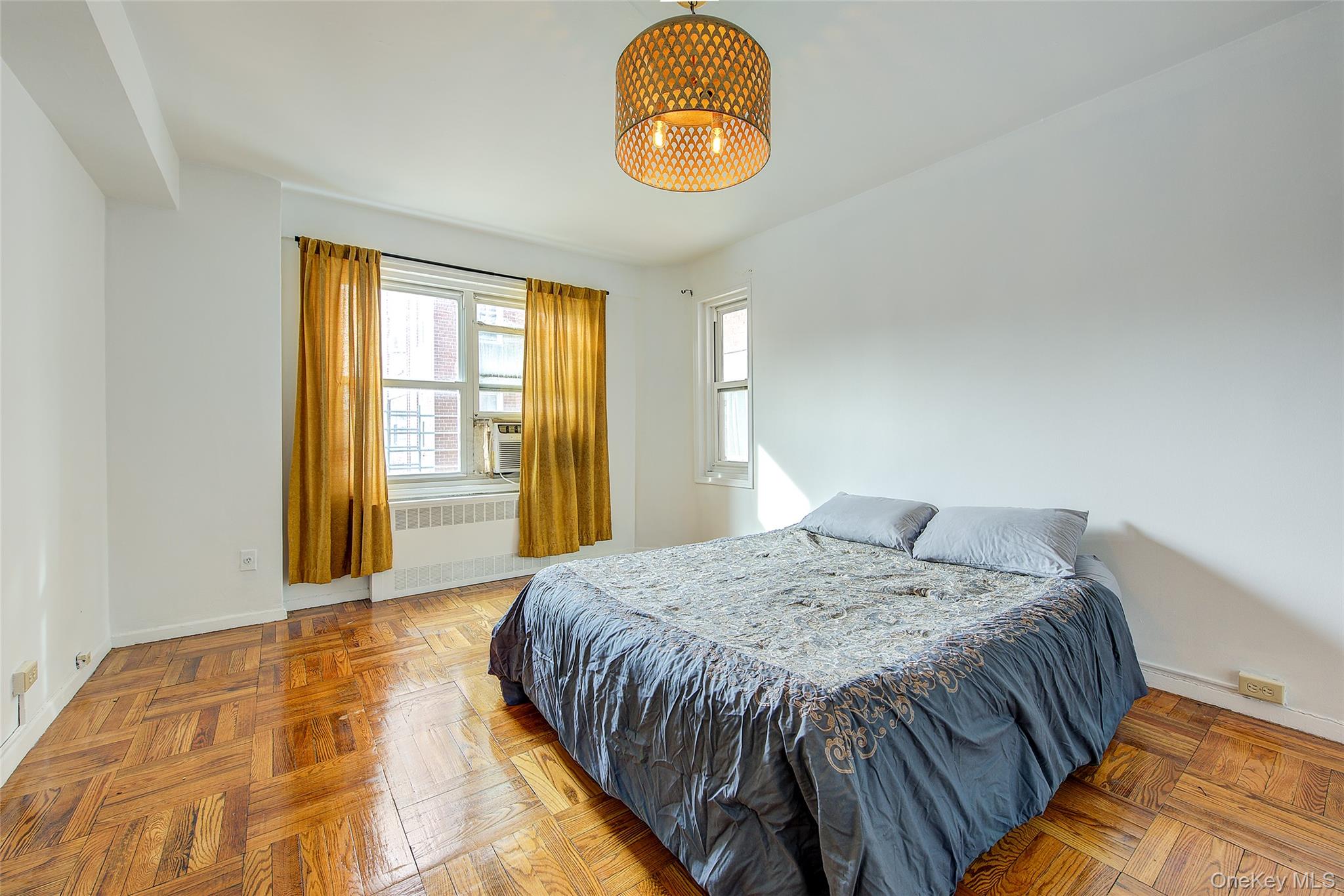 #19 photo, 110-45 Queens Boulevard, Forest Hills , NY 11375