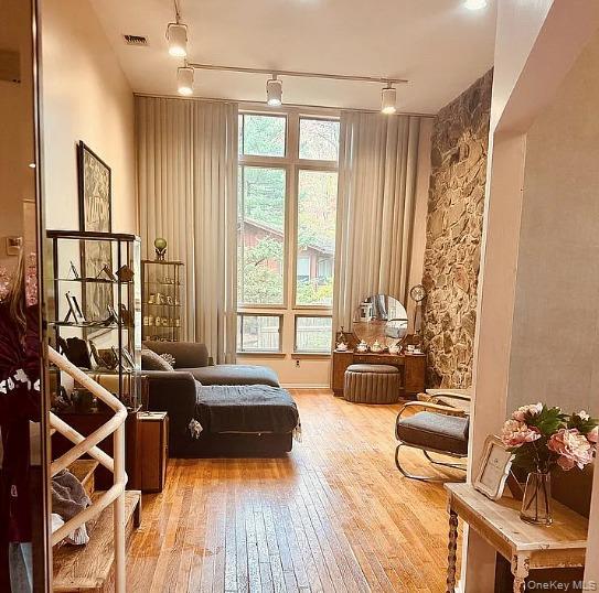 #2 photo, 11 Lomond Avenue, Chestnut Ridge , NY 10977