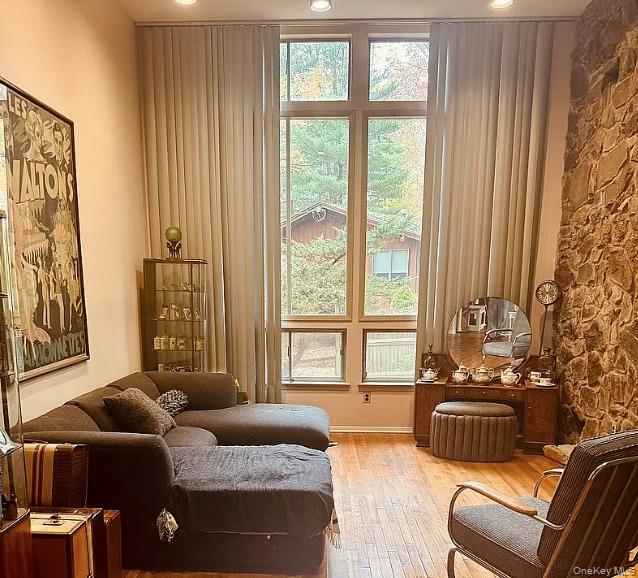 #3 photo, 11 Lomond Avenue, Chestnut Ridge , NY 10977