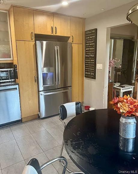 #4 photo, 11 Lomond Avenue, Chestnut Ridge , NY 10977