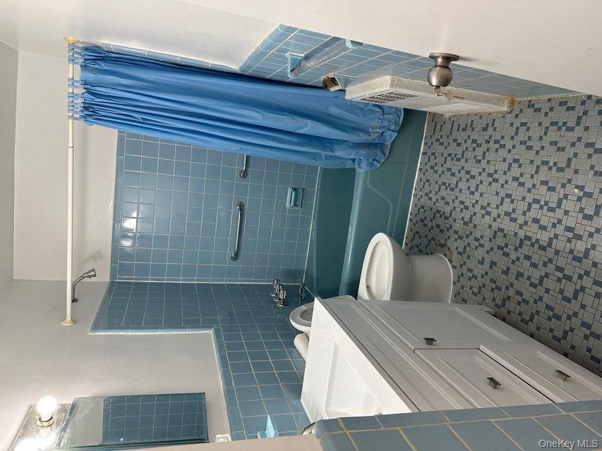 #8 photo, 6150 219th Street, Oakland Gardens , NY 11364