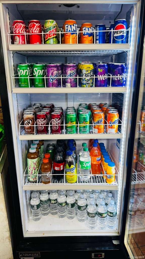 #3 photo, 2813 Glenwood Rd, הברונקס Brooklyn , NY 11210