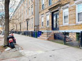 6424 Madison Street 瑞吉屋 Ridgewood, NY