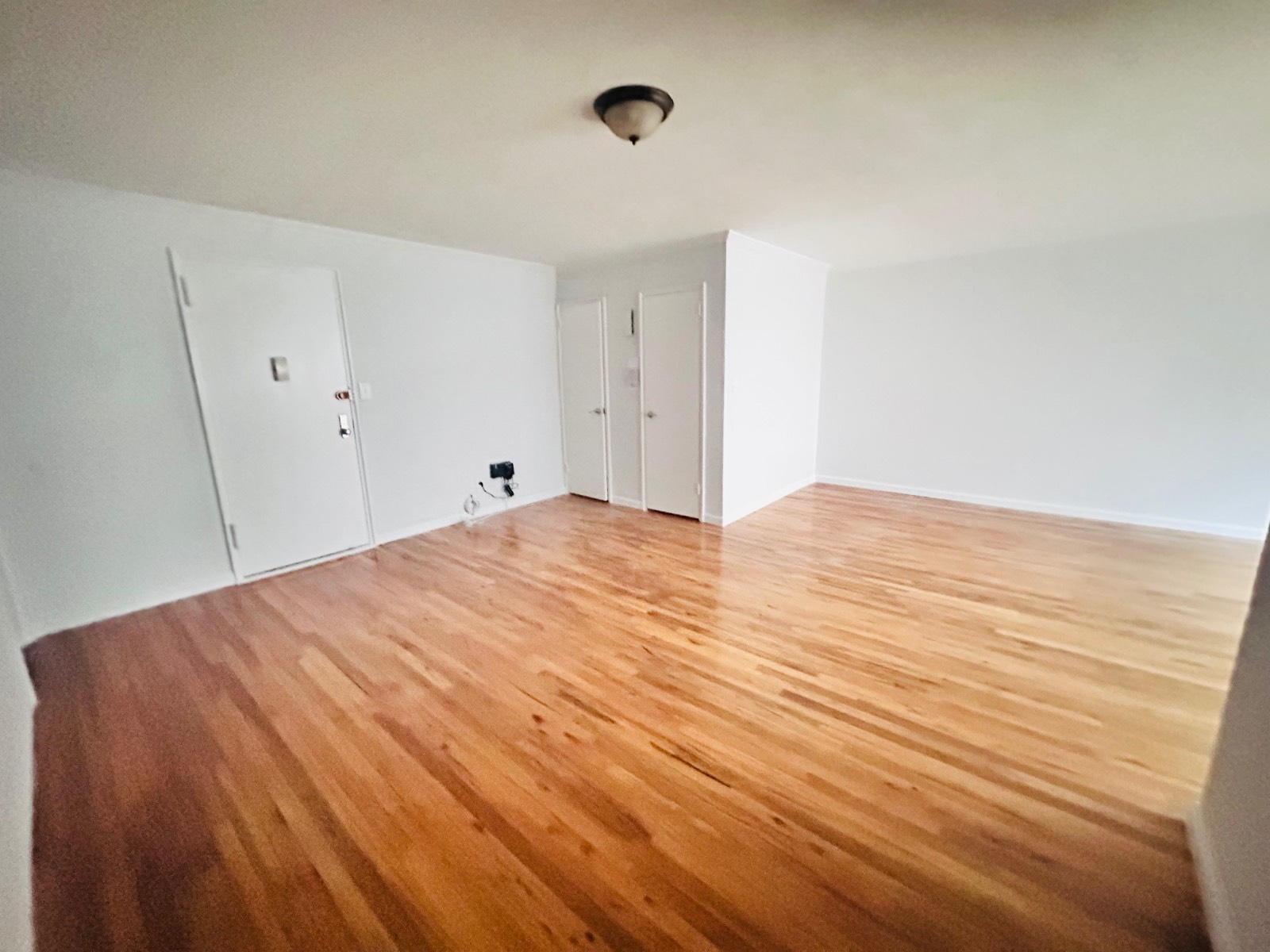 #2 photo, 210  Atlantic Ave, #C2G, 롱 아일랜드 Lynbrook , NY 11563