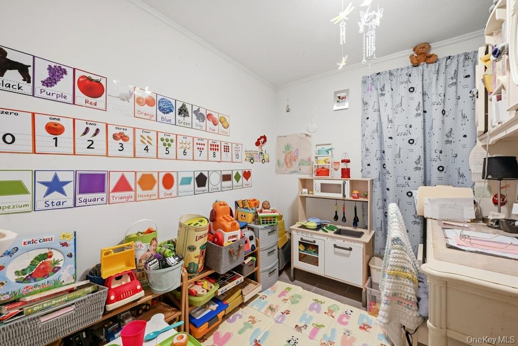 #22 photo, 377 Deer Road, Ronkonkoma , NY 11779