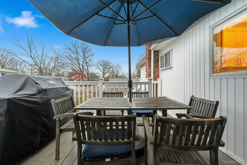 #26 photo, 377 Deer Road, Ronkonkoma , NY 11779