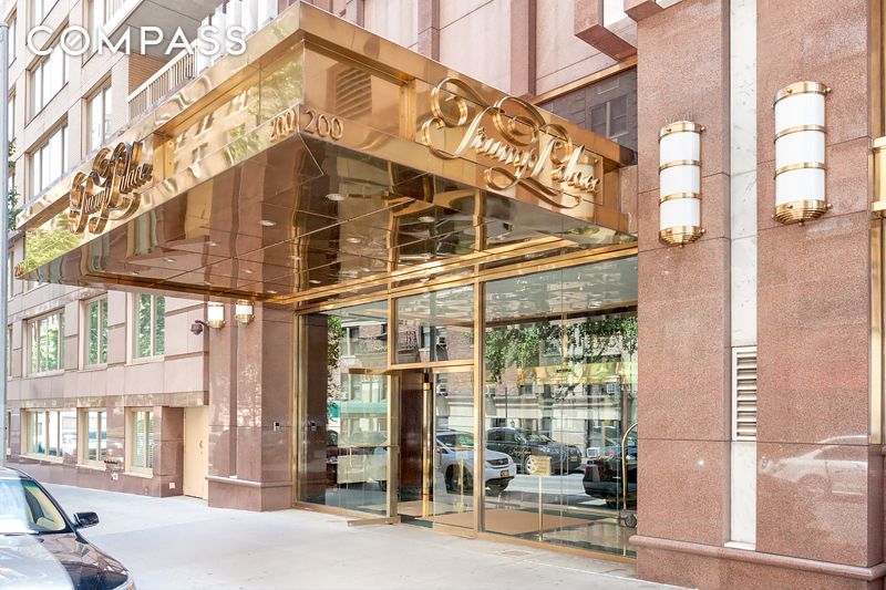 #9 photo, 200 E 69th Street, Lenox Hill , NY 10021