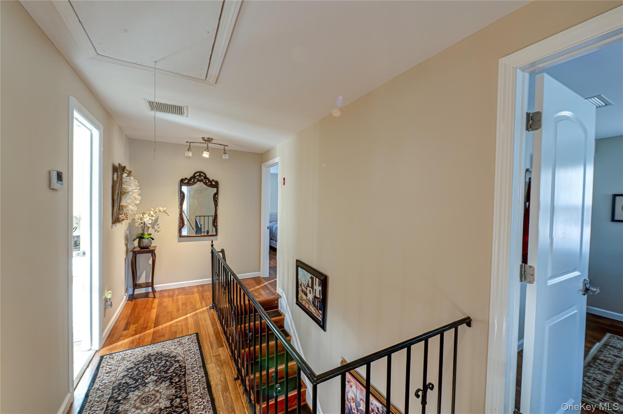 #19 photo, 335 Landing Avenue, सफ़ोक काउंटी Smithtown , NY 11787