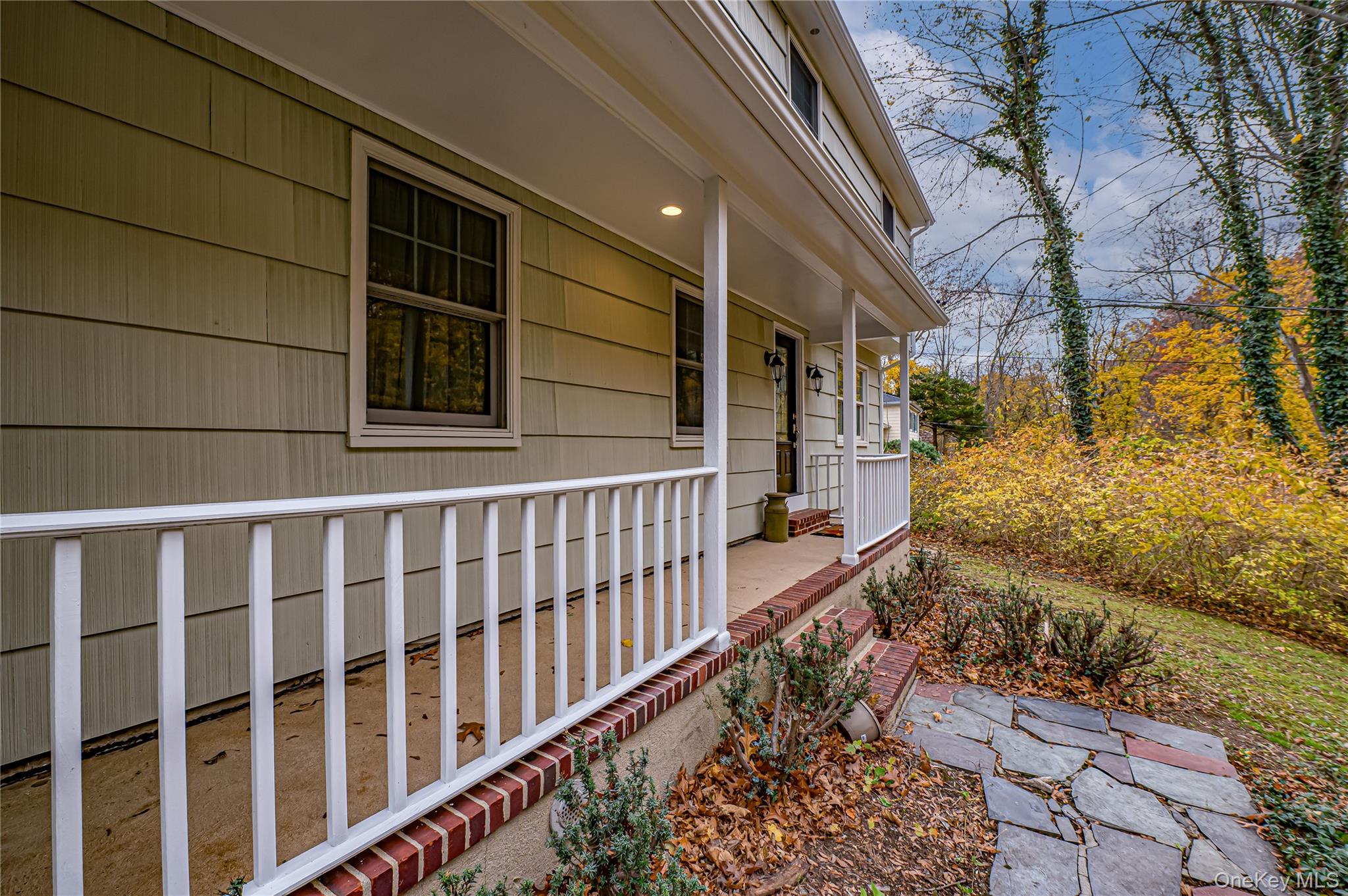 #4 photo, 335 Landing Avenue, सफ़ोक काउंटी Smithtown , NY 11787