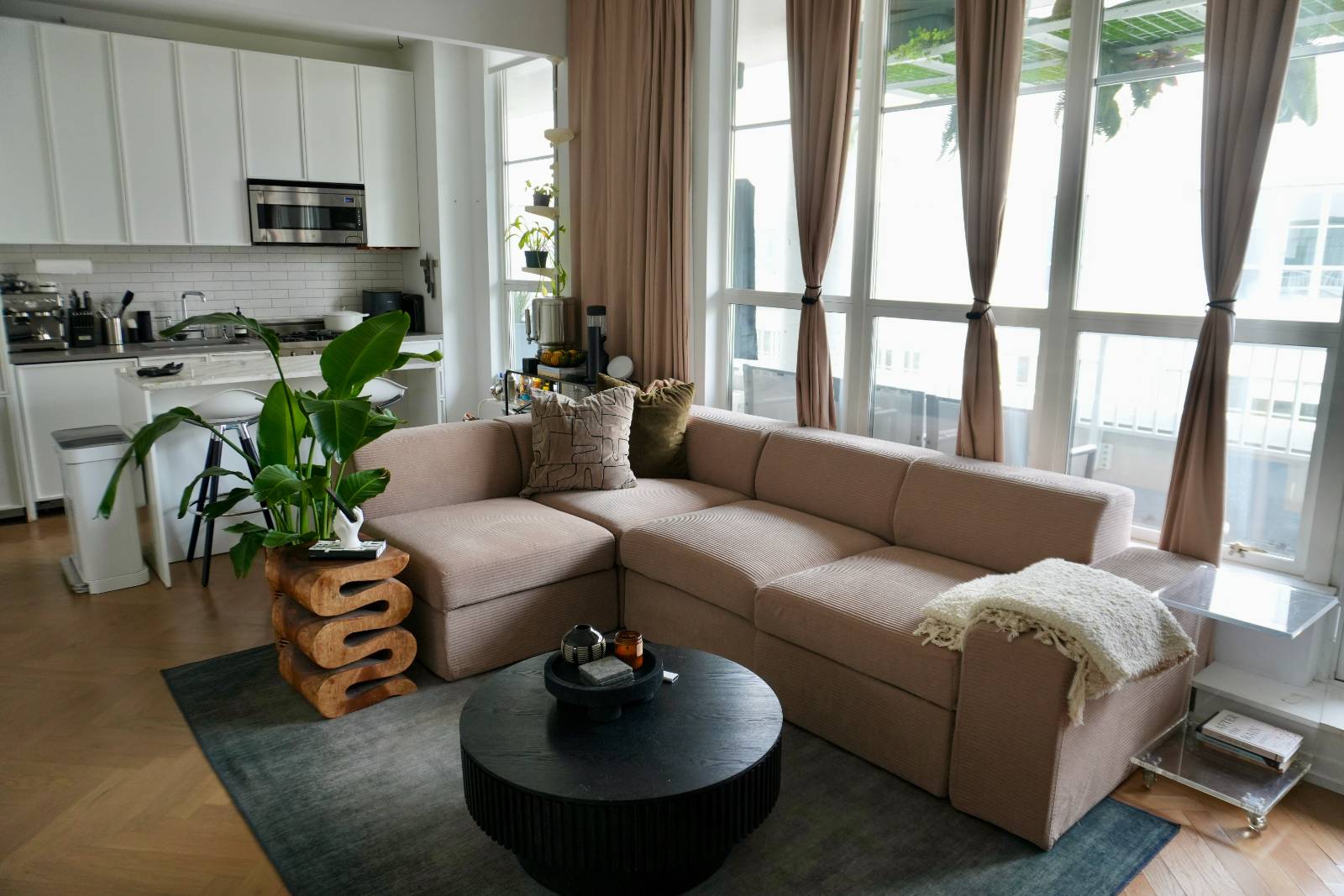 #1 photo, 184 Kent Ave, #A606, הברונקס Brooklyn , NY 11249