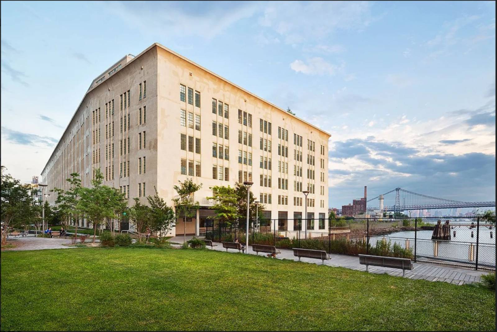 #11 photo, 184 Kent Ave, #A606, הברונקס Brooklyn , NY 11249