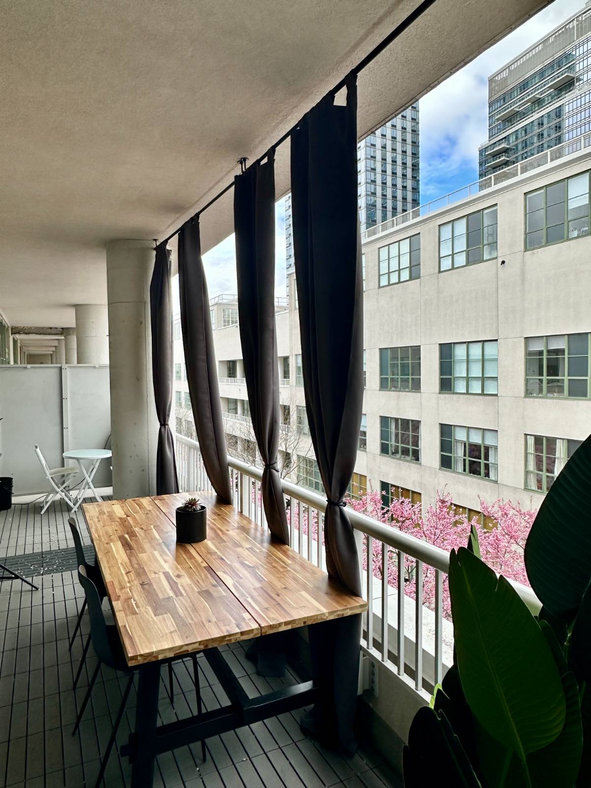 #8 photo, 184 Kent Ave, #A606, הברונקס Brooklyn , NY 11249