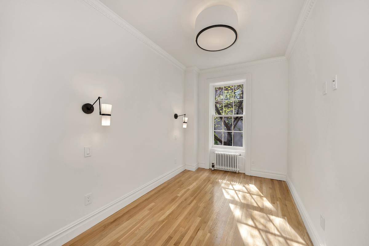 #11 photo, 422 Hudson Street, #3, Манхэттен ‖ New York , NY 10014