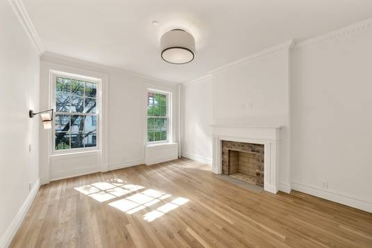 #9 photo, 422 Hudson Street, #3, Манхэттен ‖ New York , NY 10014