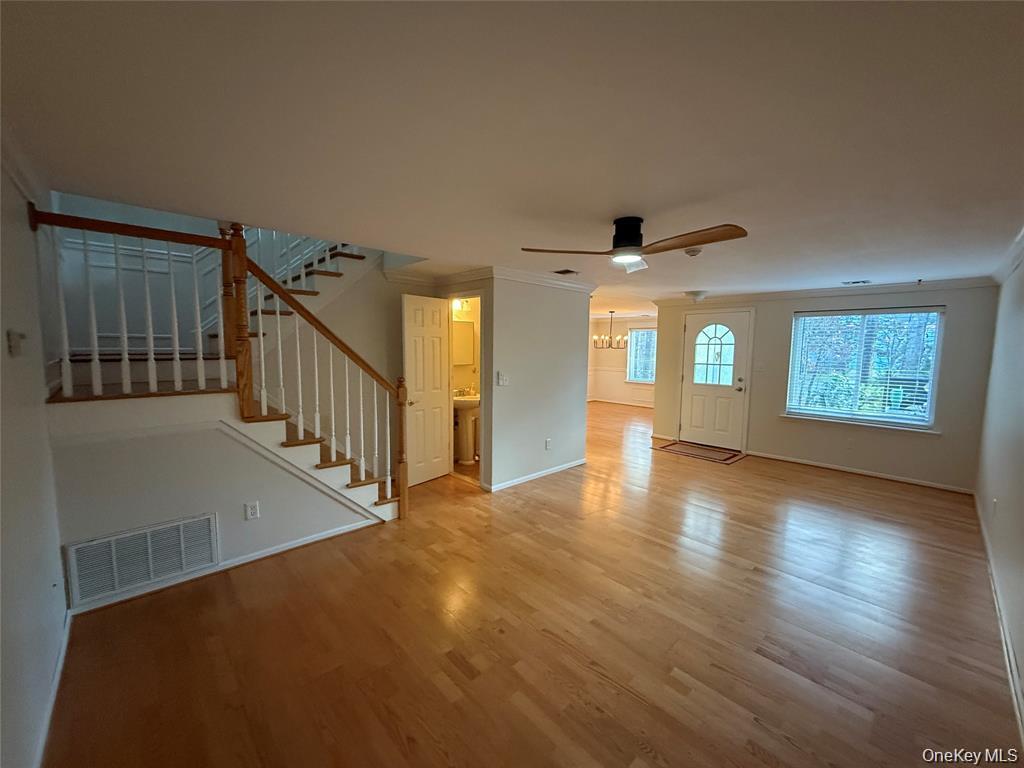 #2 photo, 586 Blue Ridge Drive, מחוז סאפוק Medford , NY 11763