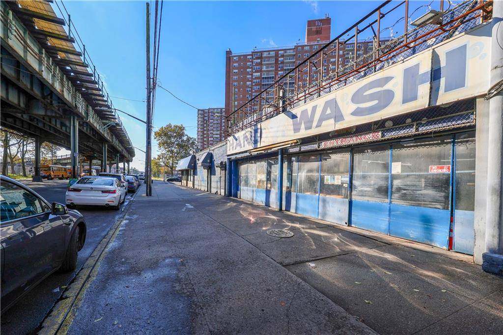 #7 photo, 2442 Stillwell Ave, ब्रुकलीन Bath Beach , NY 11223