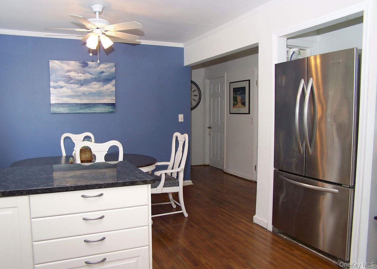 #3 photo, 10 Clarence Street, Саффолк ‖ Copiague , NY 11726