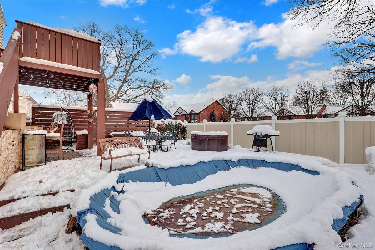 #30 photo, 199 August Road, North Babylon , NY 11703