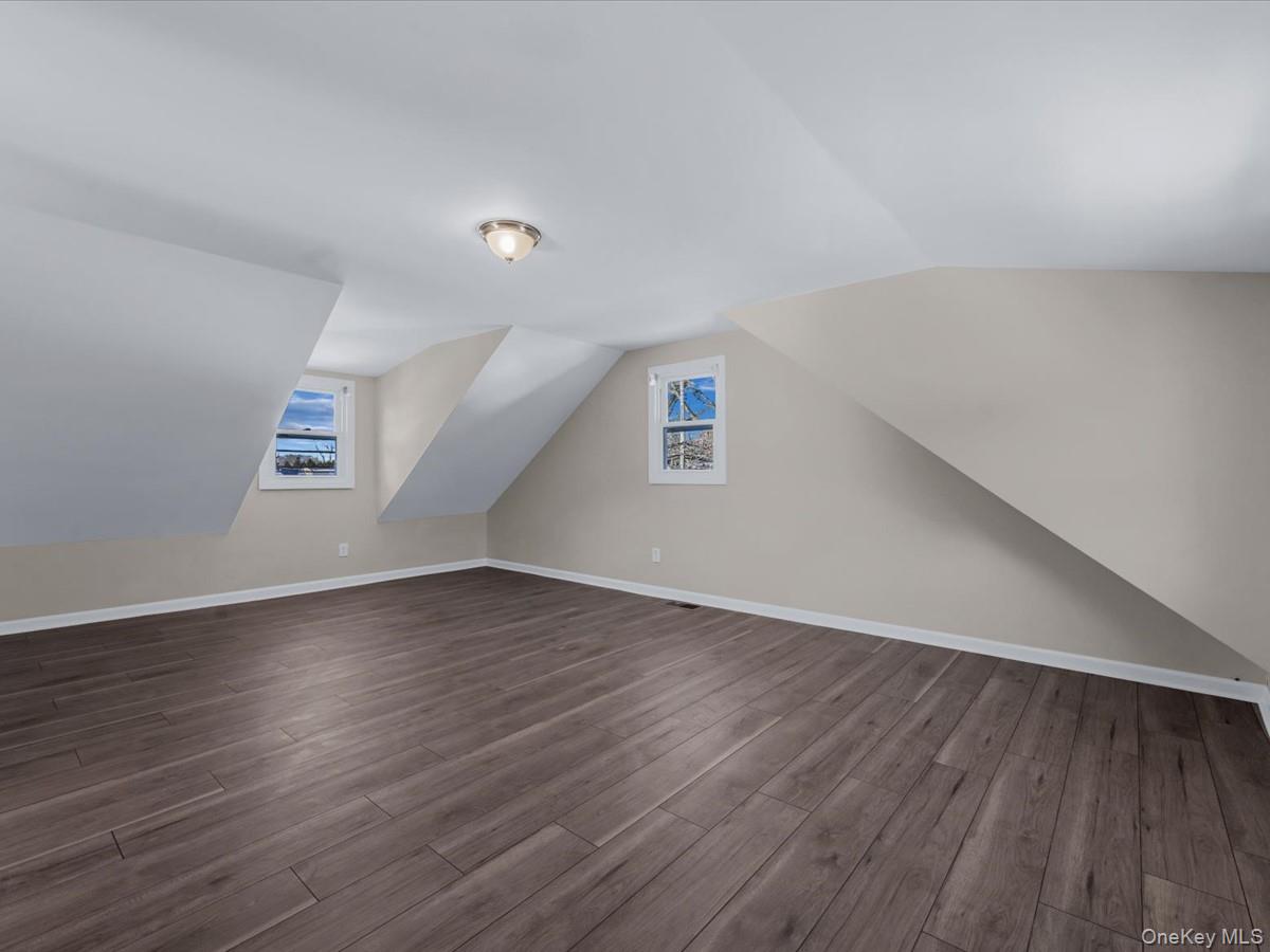 #15 photo, 181 Whittier Avenue, Саффолк ‖ North Babylon , NY 11703