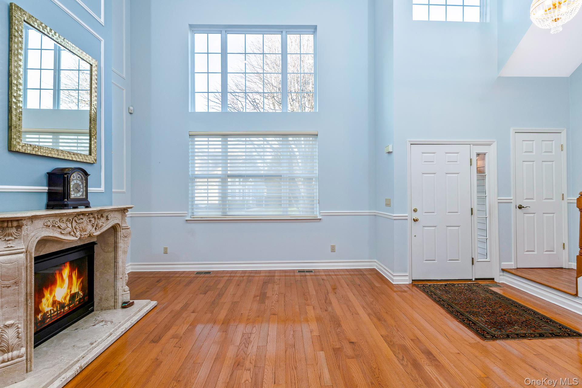 #8 photo, 45 Halley Lane, Саффолк ‖ Miller Place , NY 11764