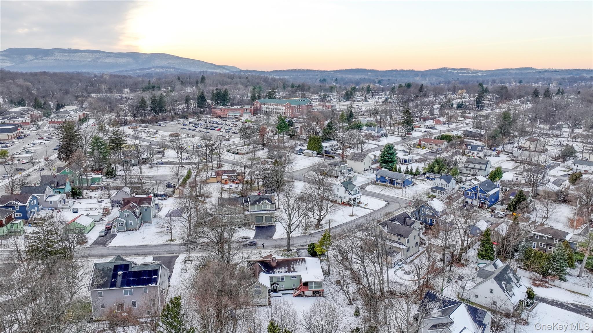 #2 photo, 14 Oak Street, 纽约州 Cornwall , NY 12518