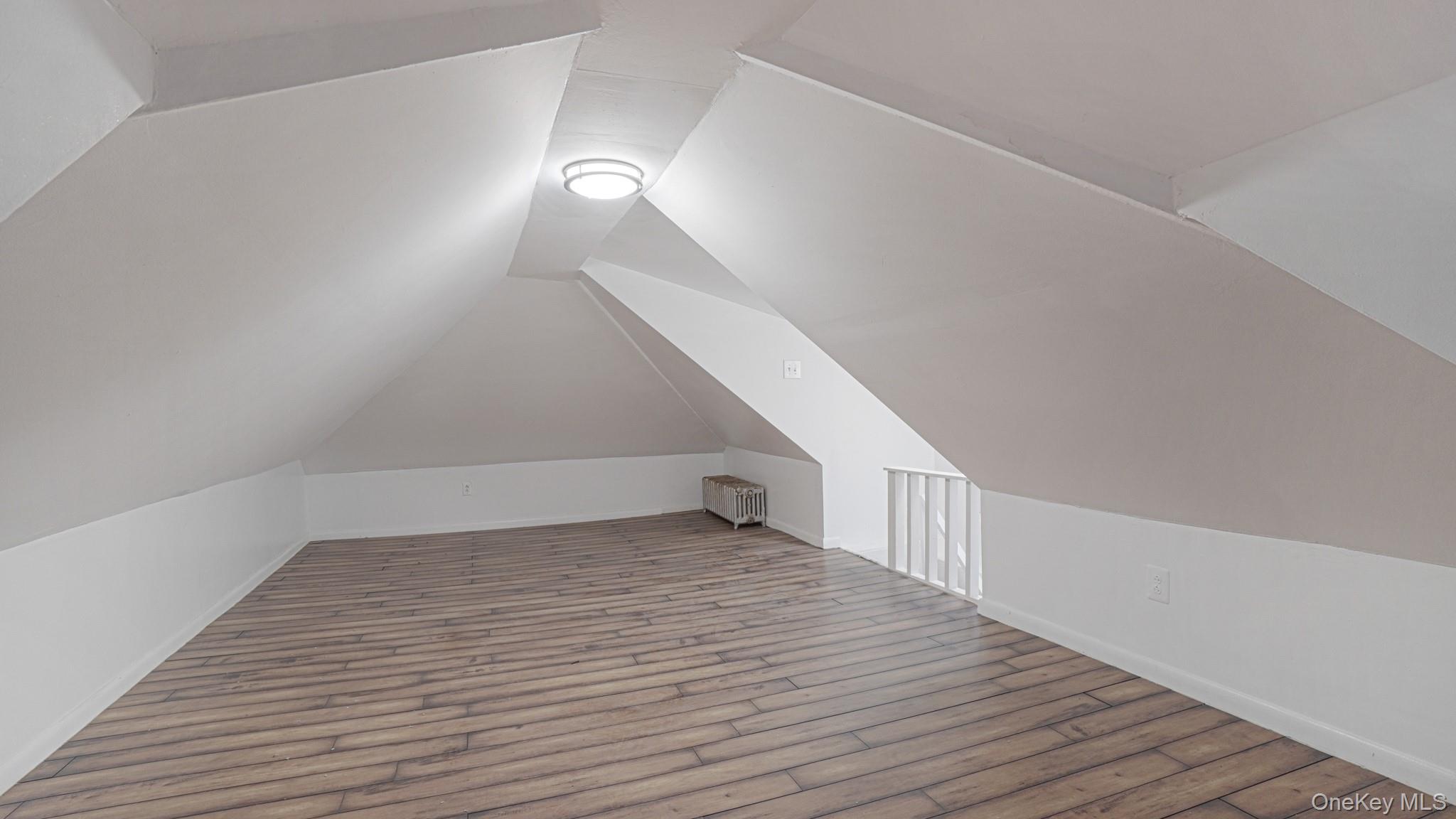 #19 photo, 1819 Palisade Place, Bronx , NY 10453