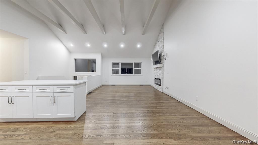 #10 photo, 177 Red Creek Road, מחוז סאפוק Hampton Bays , NY 11946