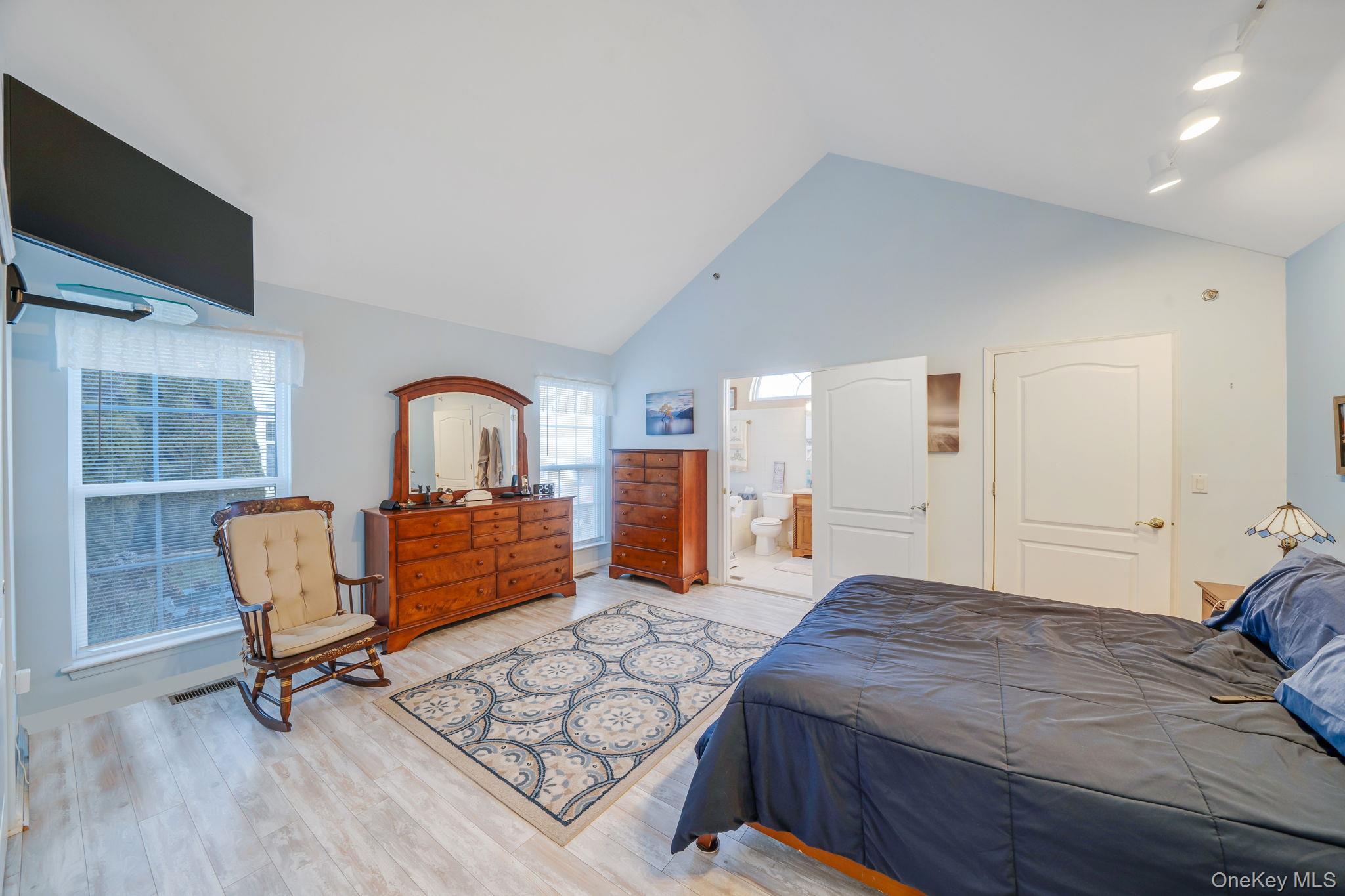 #16 photo, 2101 Nicole Drive, Port Jefferson Station , NY 11776