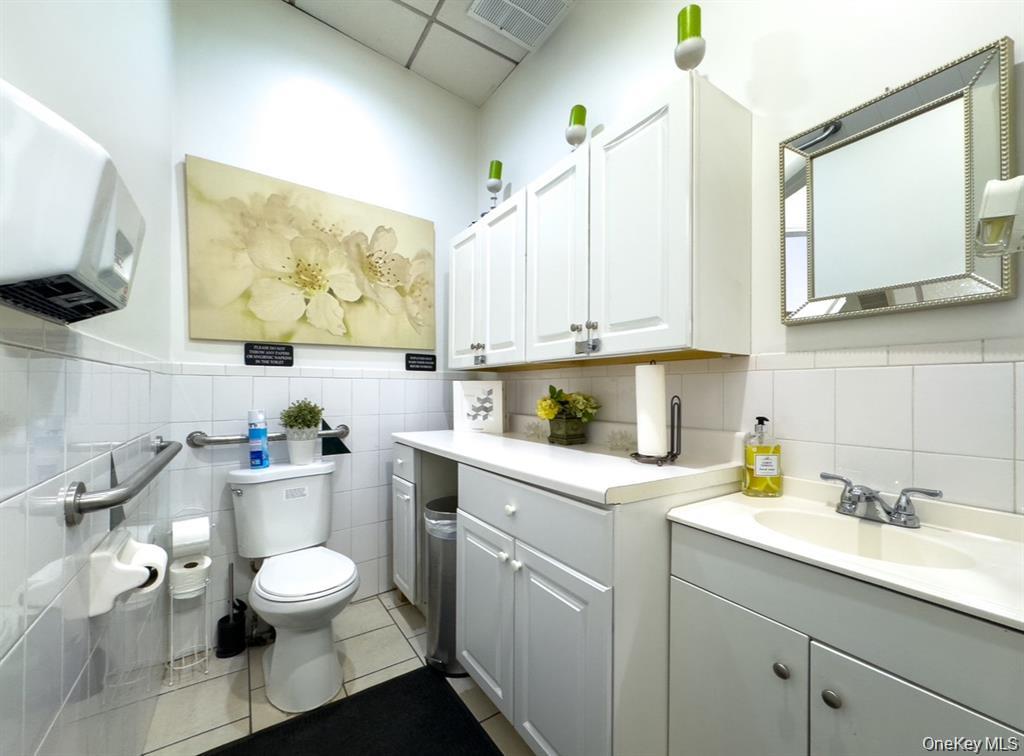 #10 photo, 32 N Main Street, Port Chester , NY 10573