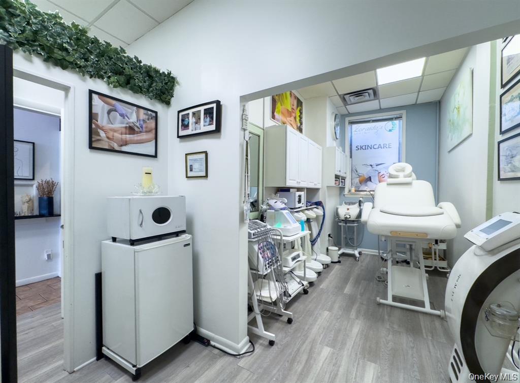 #8 photo, 32 N Main Street, Port Chester , NY 10573