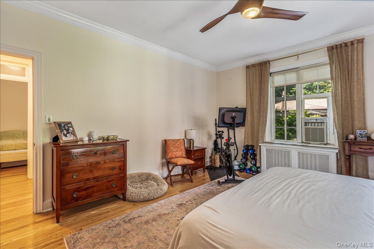 #9 photo, 38-30 Douglaston Parkway, كوينز Douglaston , NY 11363