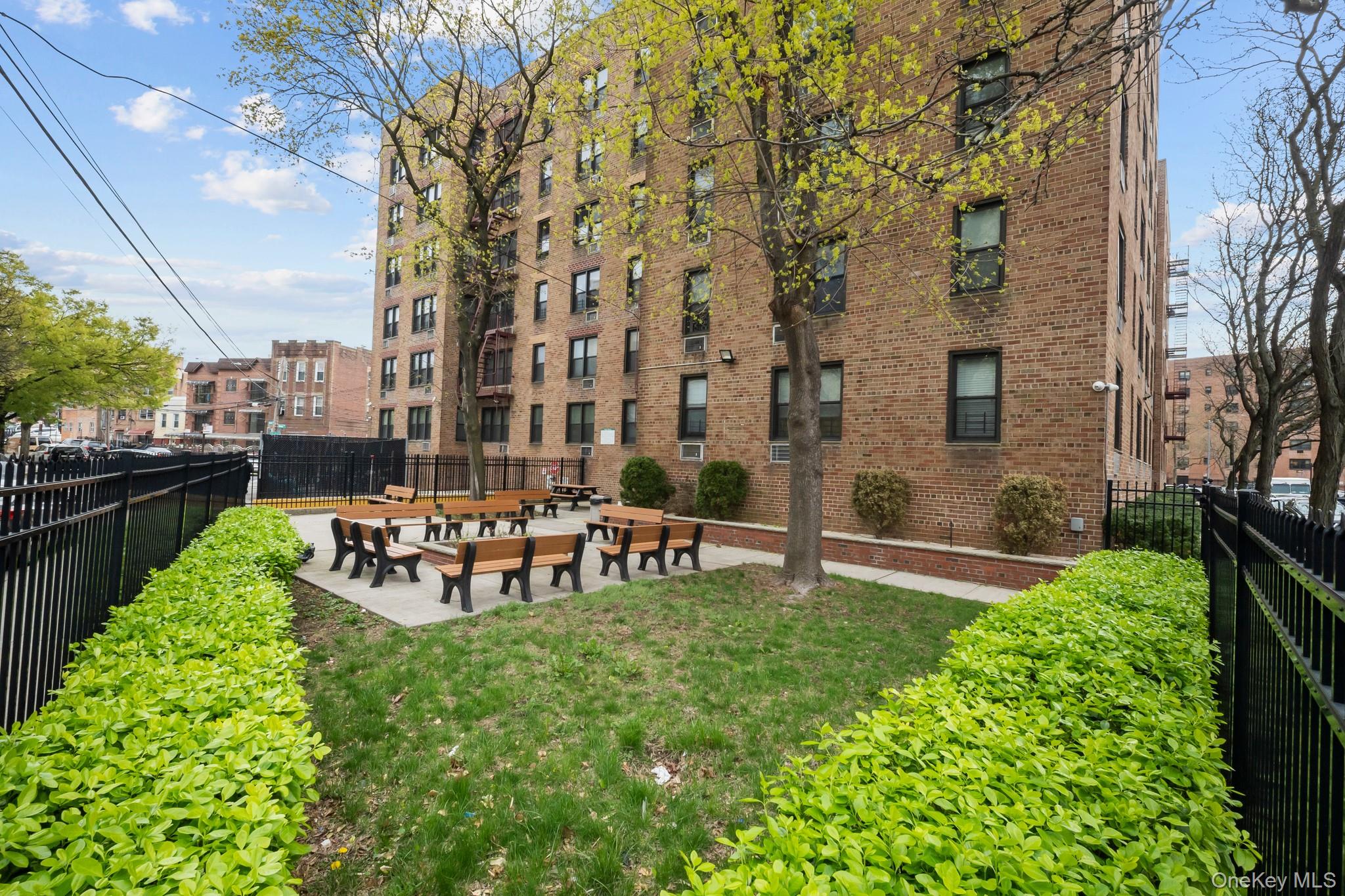 #19 photo, 5803 Calloway Street, كوينز Corona , NY 11368