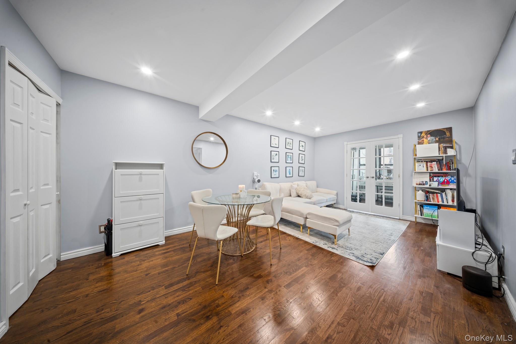 #5 photo, 5803 Calloway Street, كوينز Corona , NY 11368