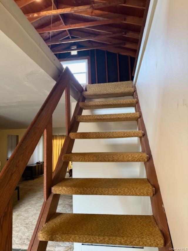 #11 photo, 5431 Expressway Drive, Holtsville , NY 11742