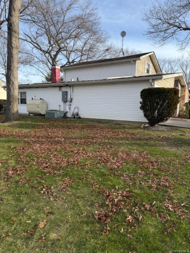 #2 photo, 5431 Expressway Drive, Holtsville , NY 11742