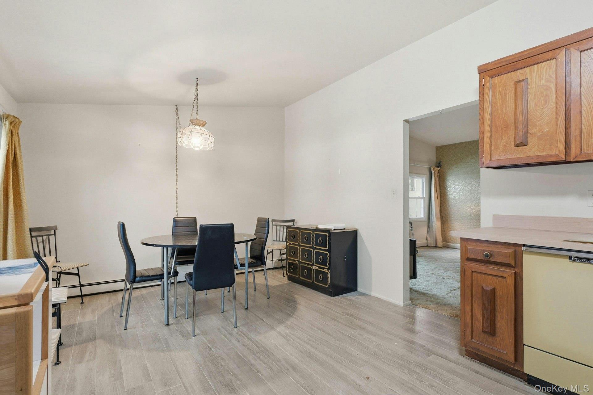 #20 photo, 5431 Expressway Drive, Holtsville , NY 11742