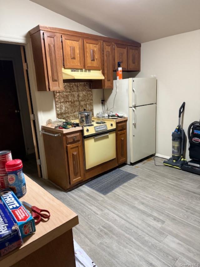 #5 photo, 5431 Expressway Drive, Holtsville , NY 11742