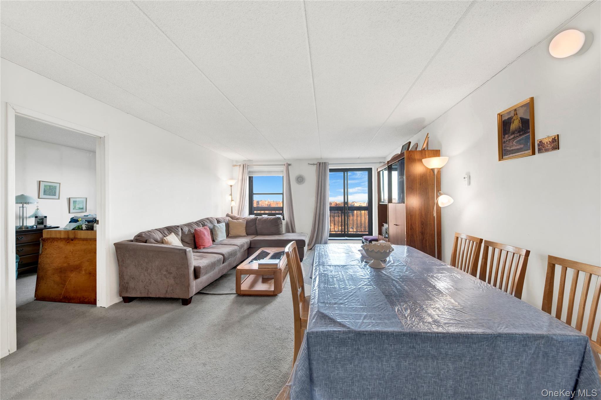 #4 photo, 1376 Midland Avenue, برونكس Bronxville , NY 10708