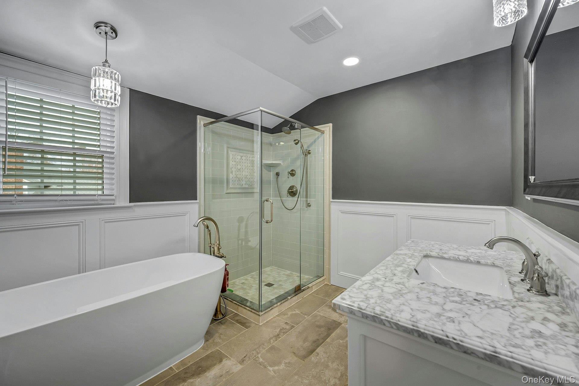 #20 photo, 155 Hilburn Road, Eastchester , NY 10583