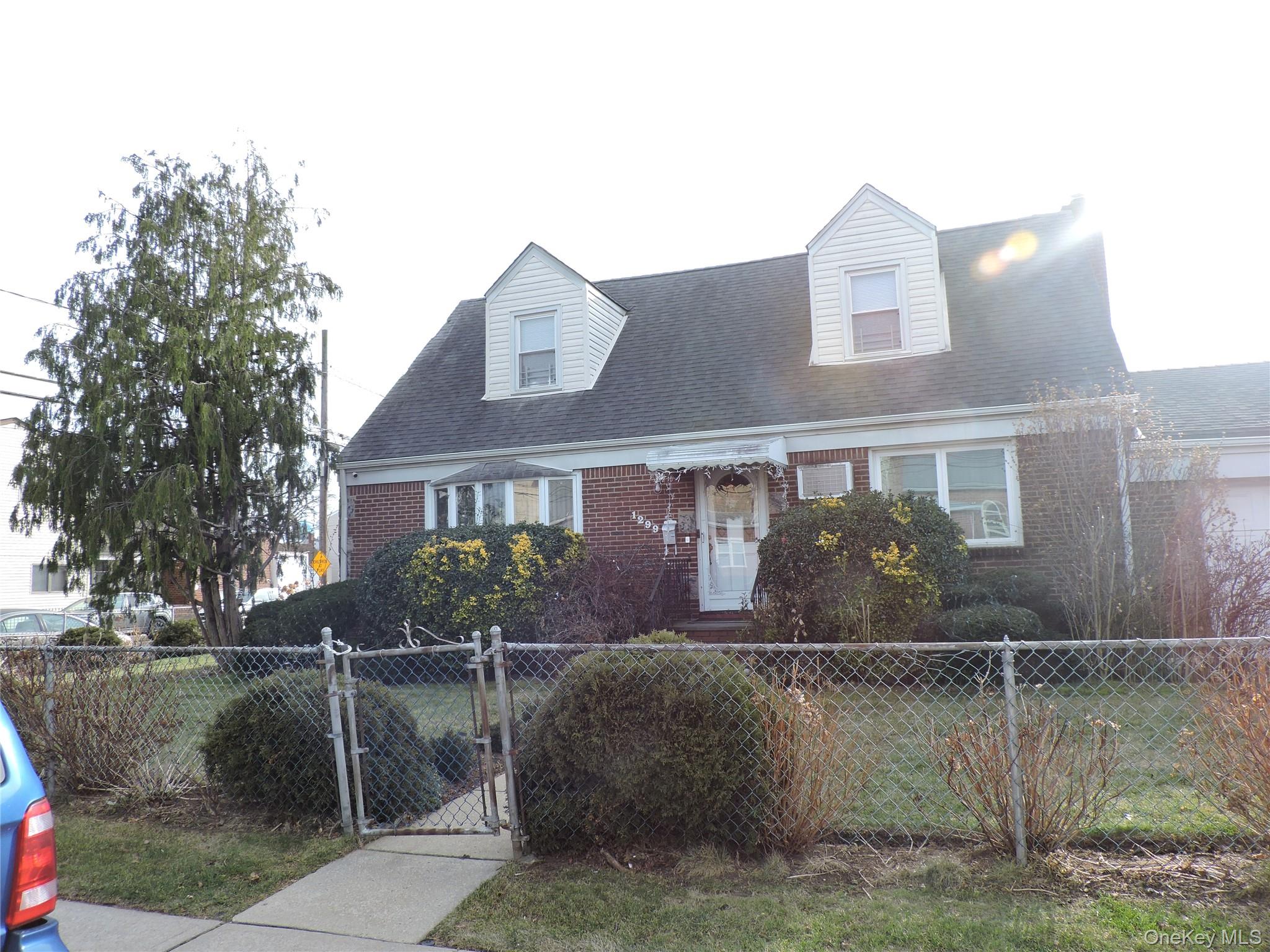 #2 photo, 1299 World Avenue, Elmont , NY 11003