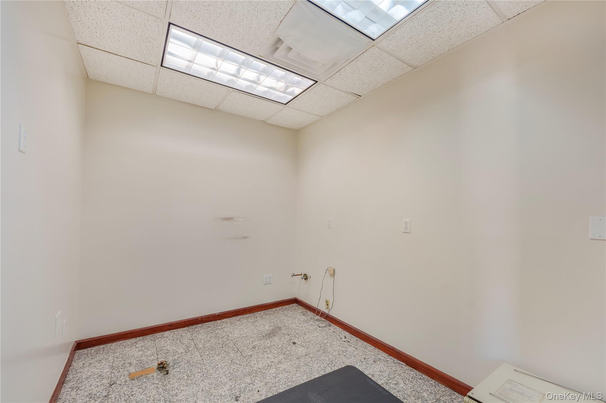 #6 photo, 41-60 Main Street, Куинс ‖ Flushing , NY 11355