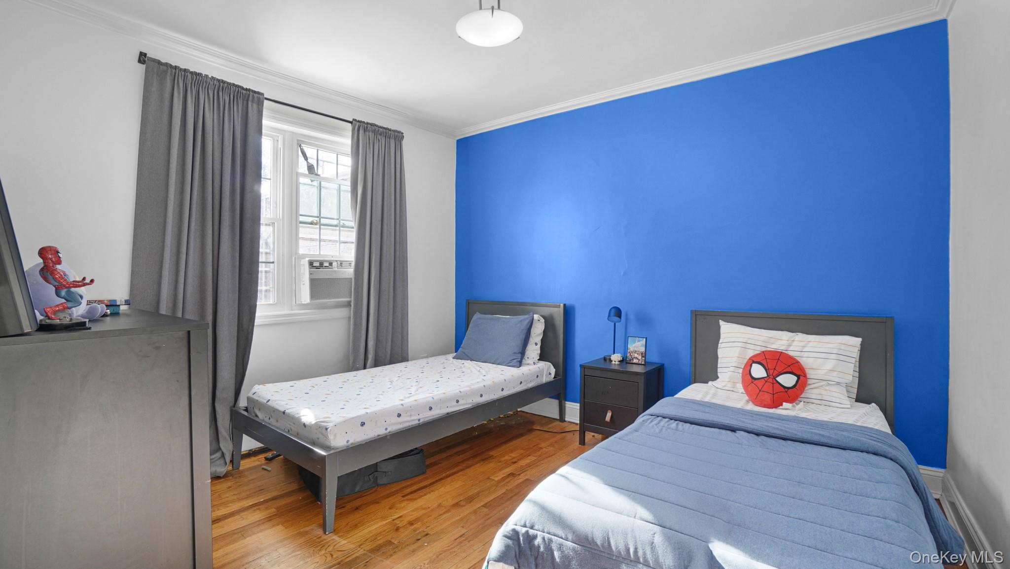 #10 photo, 224-08 Horace Harding Expressway, Oakland Gardens , NY 11364