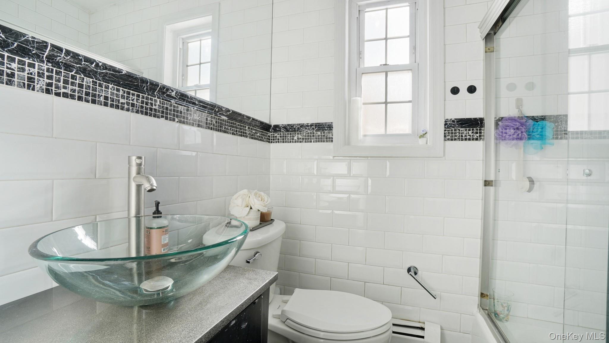 #12 photo, 224-08 Horace Harding Expressway, Oakland Gardens , NY 11364