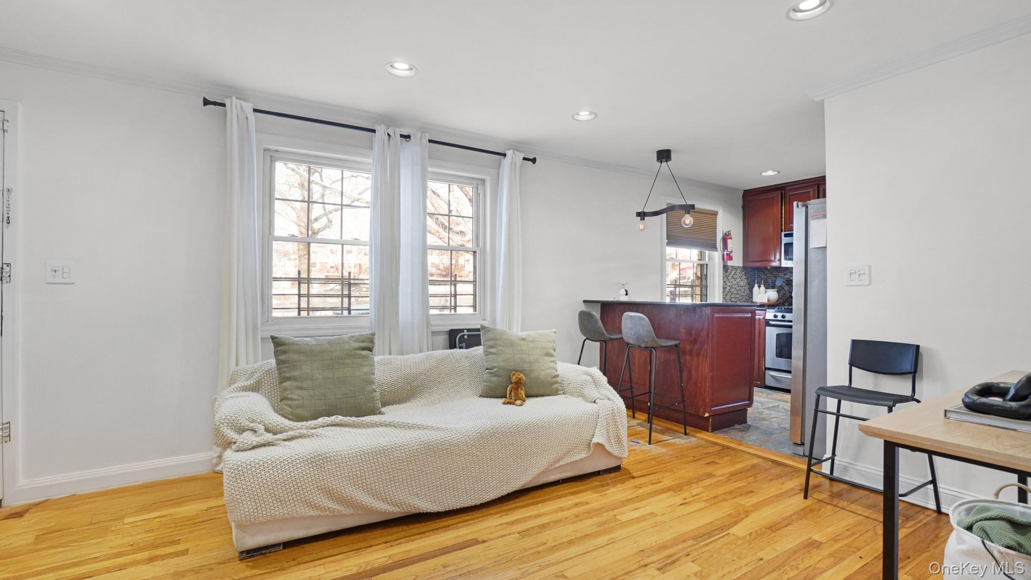 #4 photo, 224-08 Horace Harding Expressway, Oakland Gardens , NY 11364