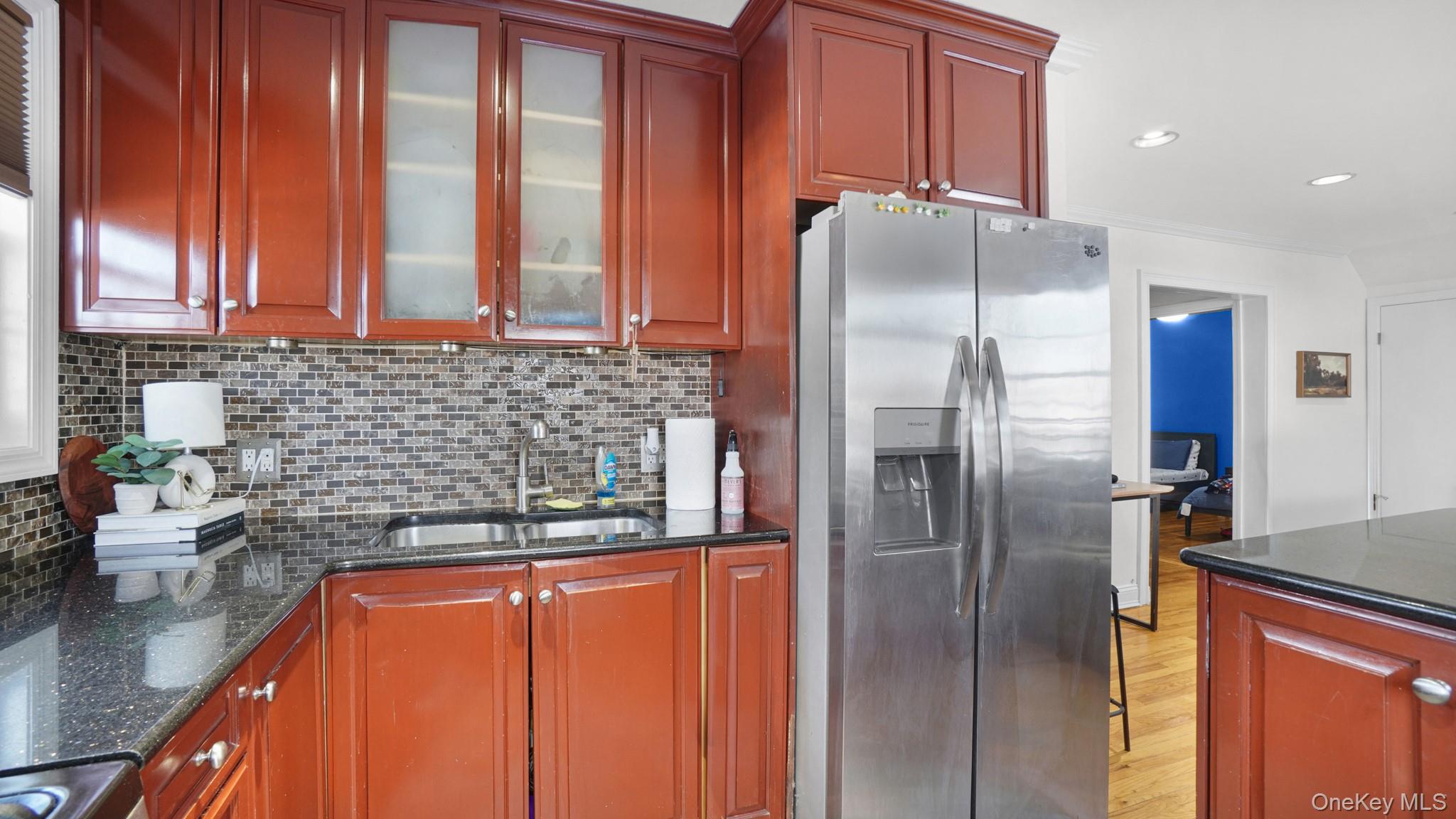 #7 photo, 224-08 Horace Harding Expressway, Oakland Gardens , NY 11364