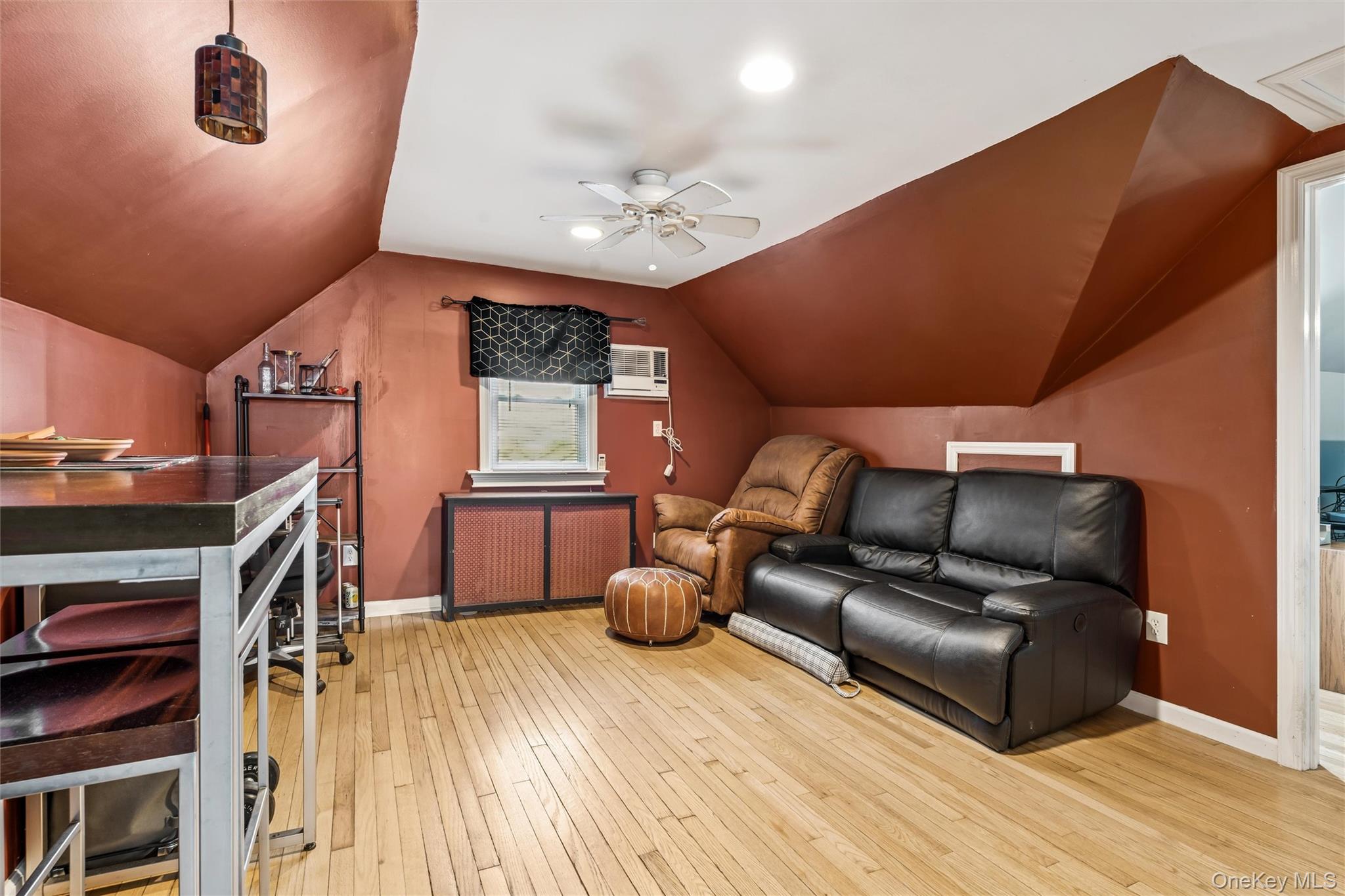 #12 photo, 114 Lexington Avenue, Franklin Square , NY 11010