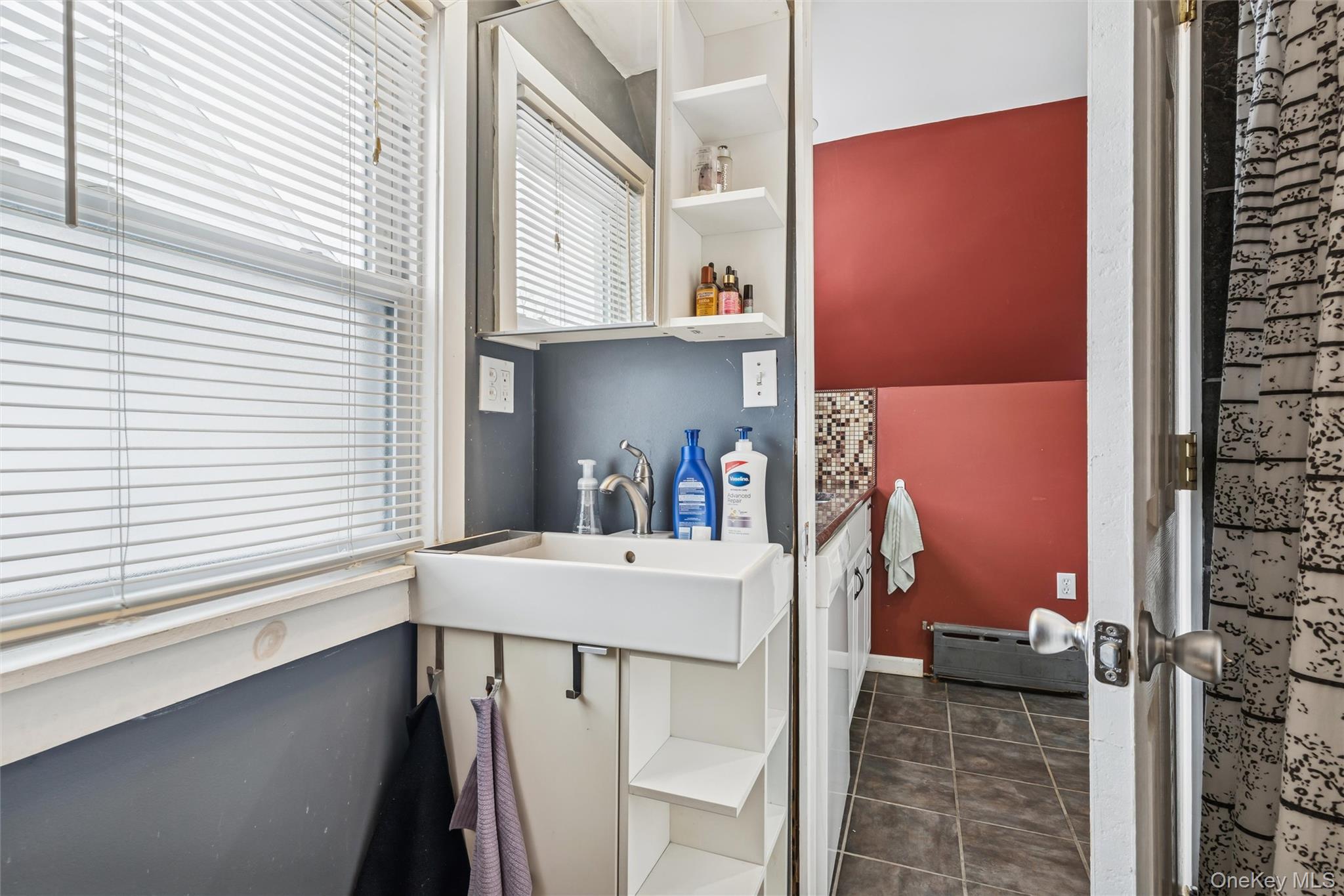 #17 photo, 114 Lexington Avenue, Franklin Square , NY 11010