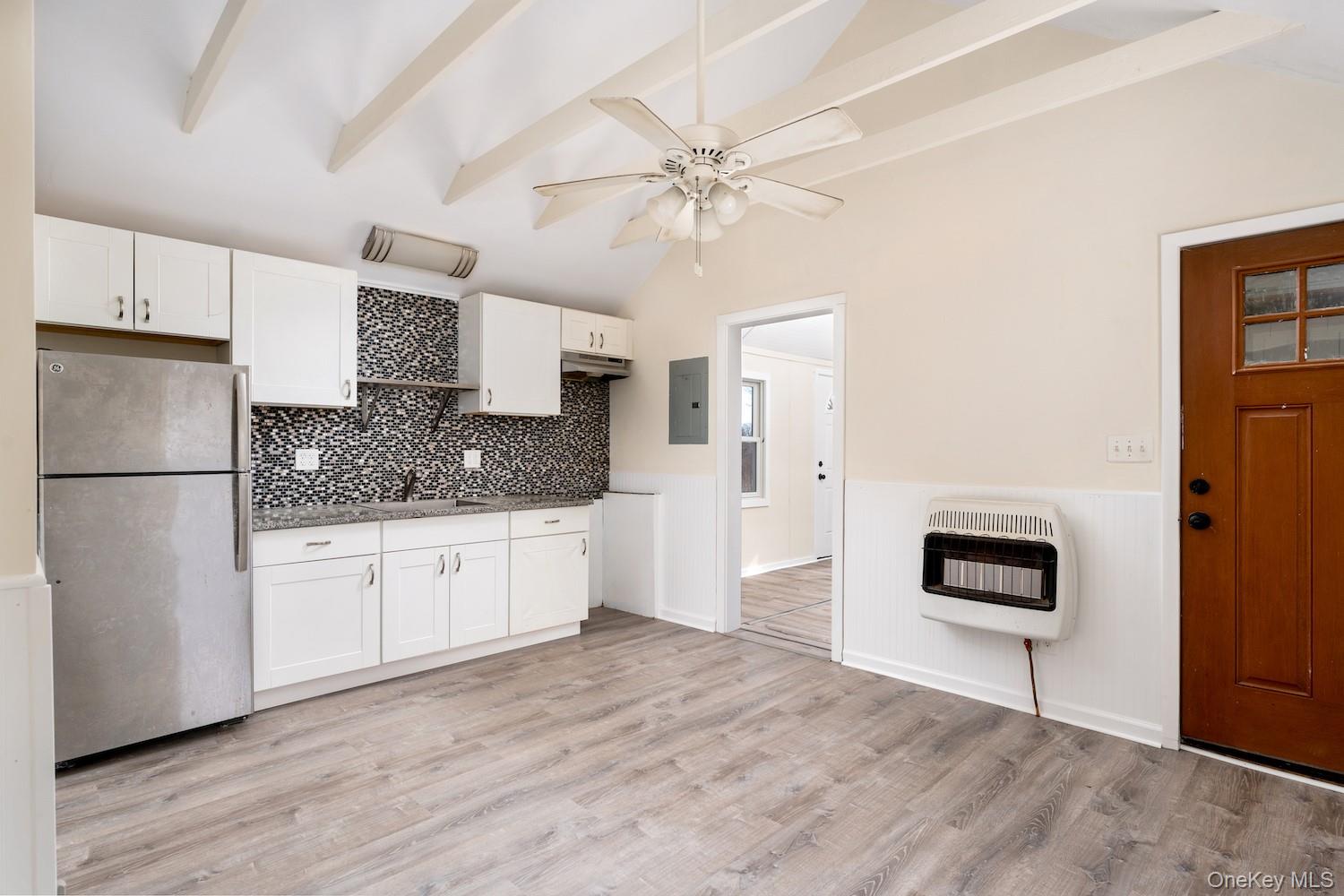 #9 photo, 396 Reeves Avenue, 东长岛 Riverhead , NY 11901