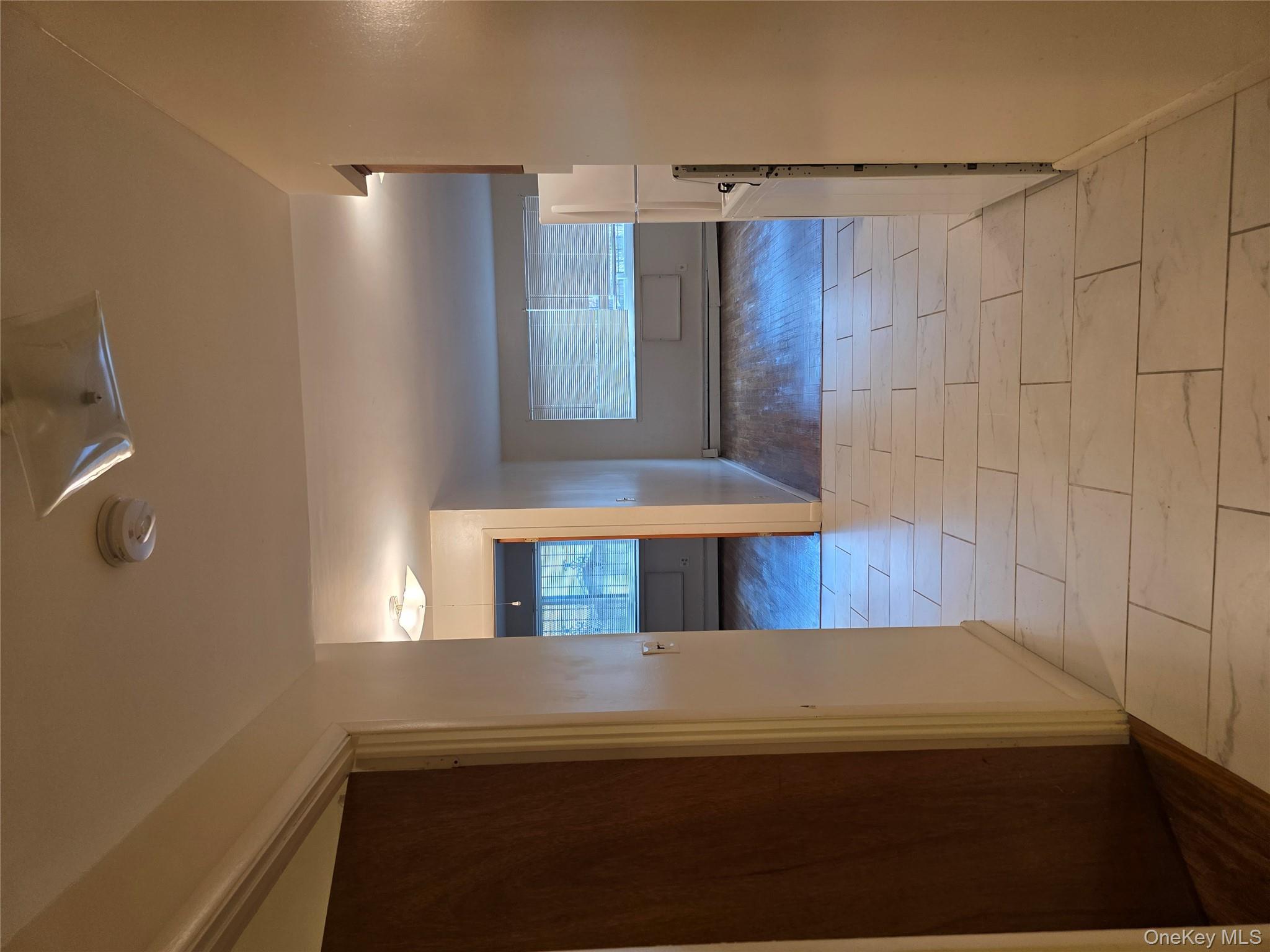 #4 photo, 3005 Ely Avenue, ब्रोंक्स Bronx , NY 10469