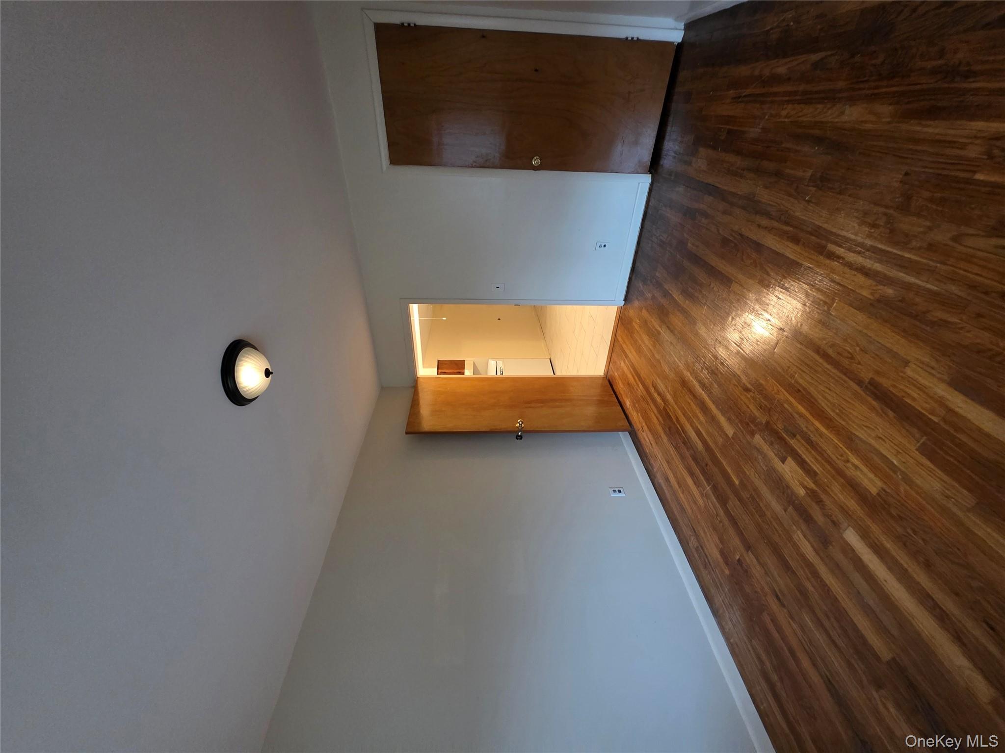 #5 photo, 3005 Ely Avenue, ब्रोंक्स Bronx , NY 10469